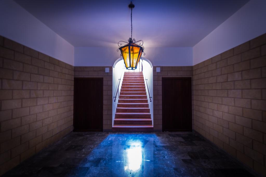 Porto Salvo Apartments - By Vacation Service Cefalu Bagian luar foto